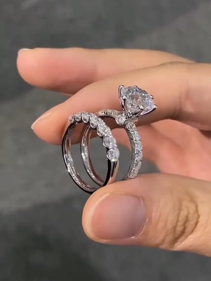 STONELESS COUPLE RING